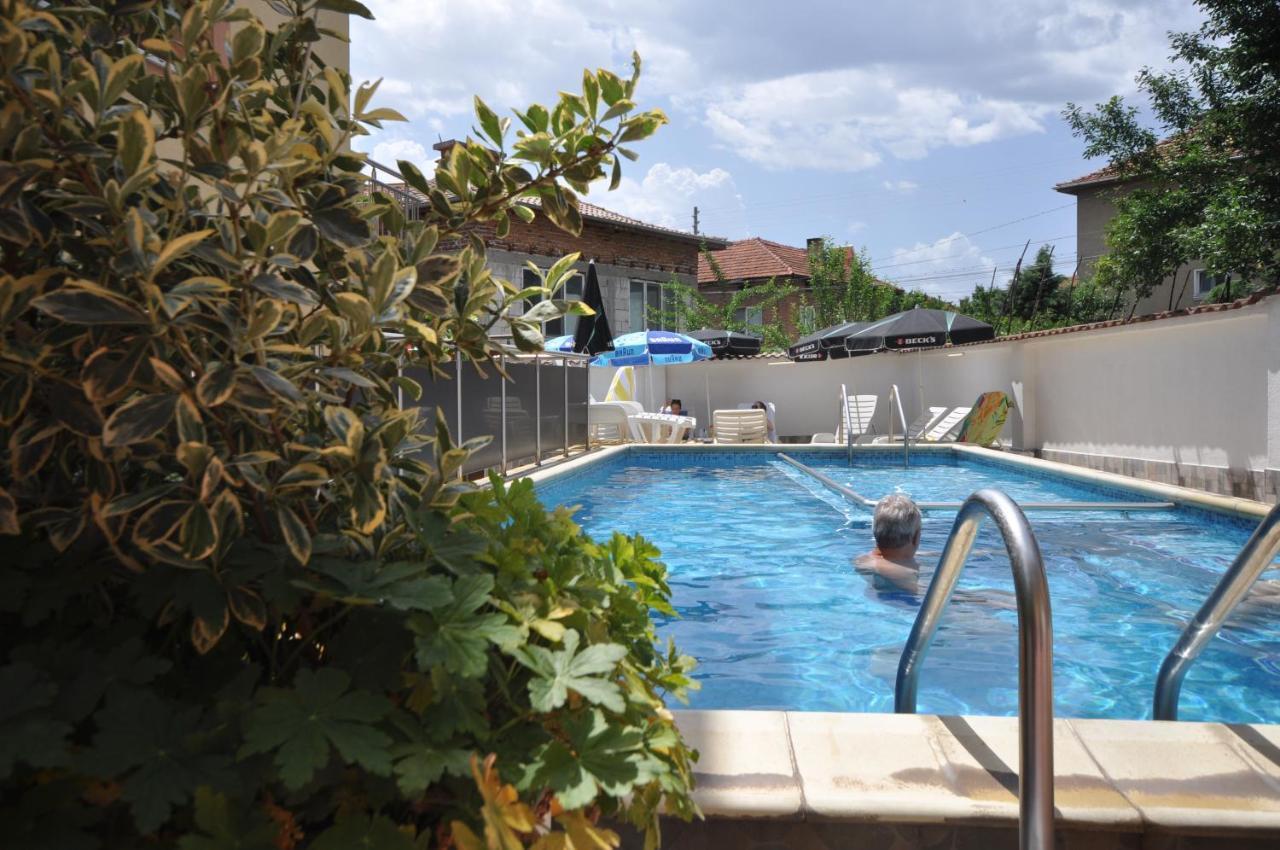 Family Hotel Dalia Velingrad Extérieur photo
