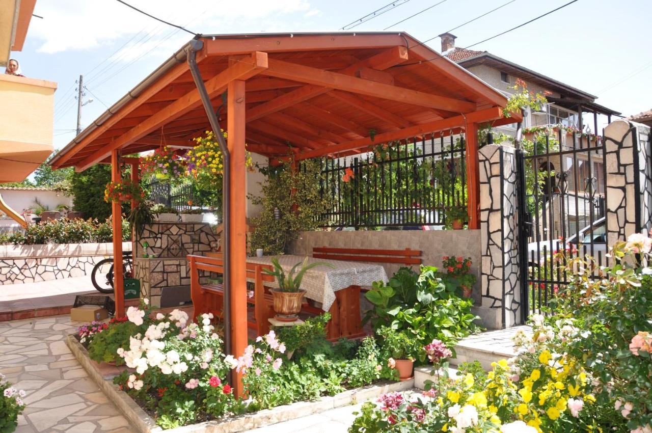 Family Hotel Dalia Velingrad Extérieur photo