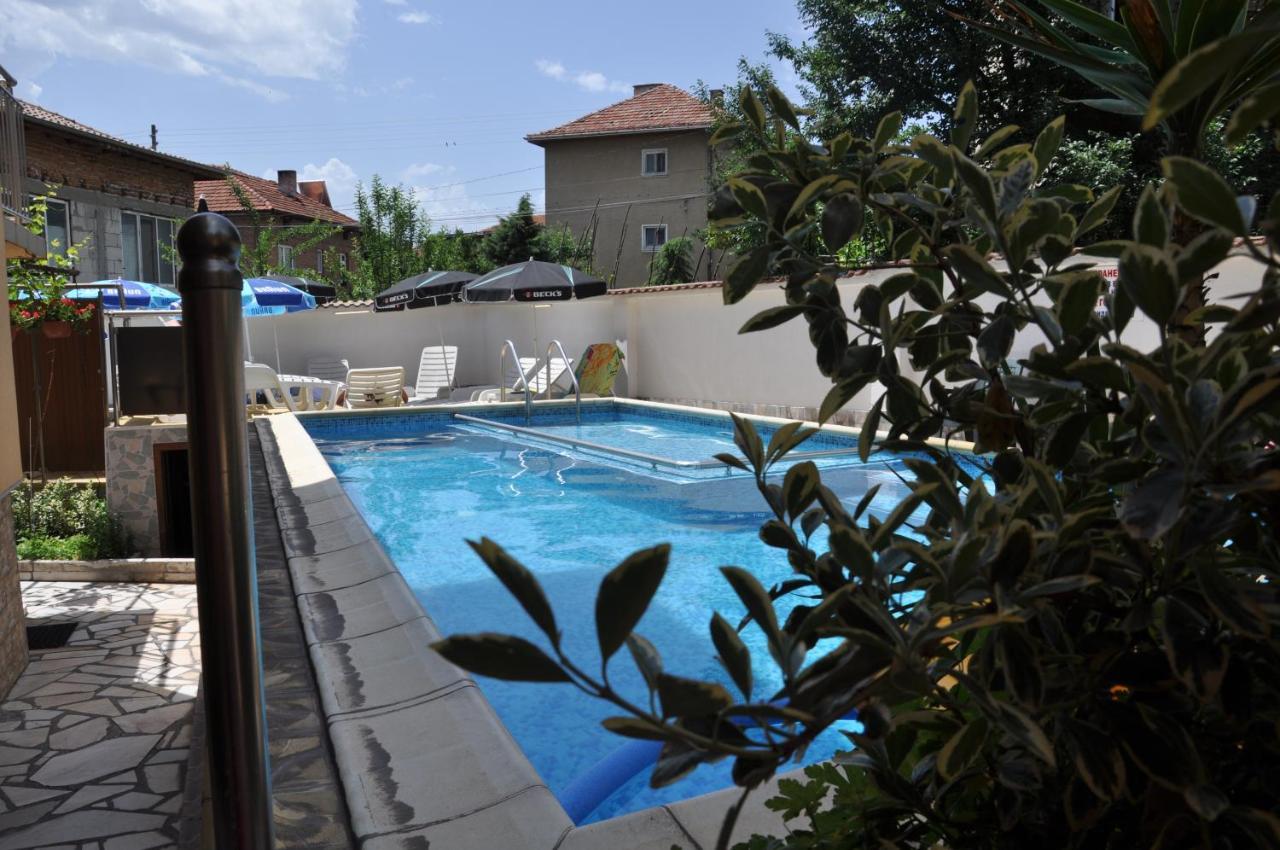 Family Hotel Dalia Velingrad Extérieur photo