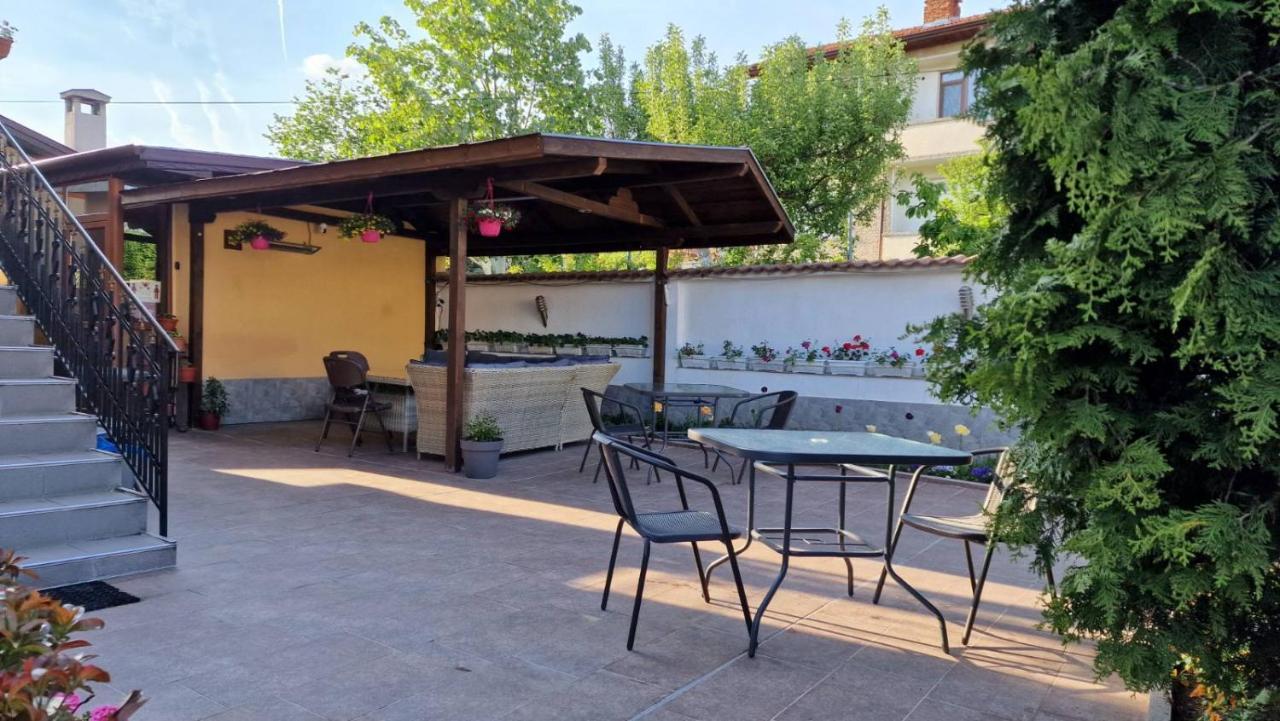Family Hotel Dalia Velingrad Extérieur photo