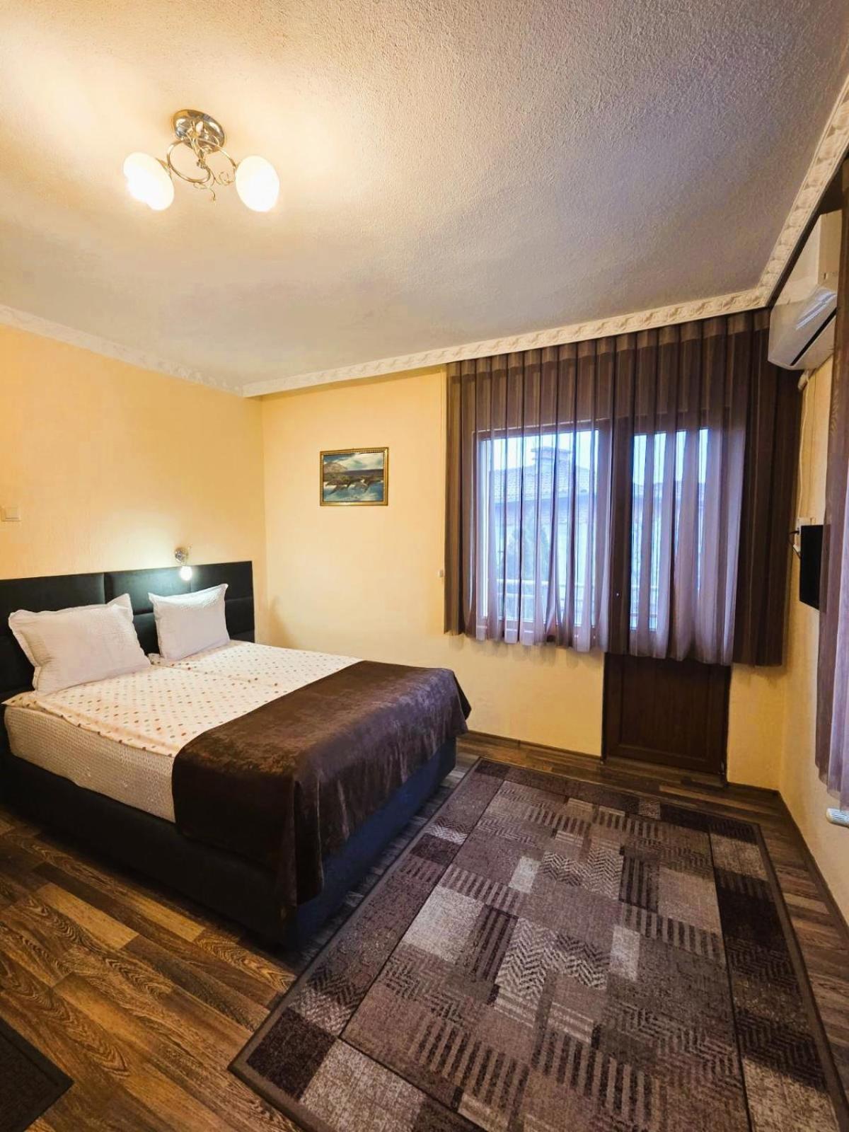 Family Hotel Dalia Velingrad Extérieur photo
