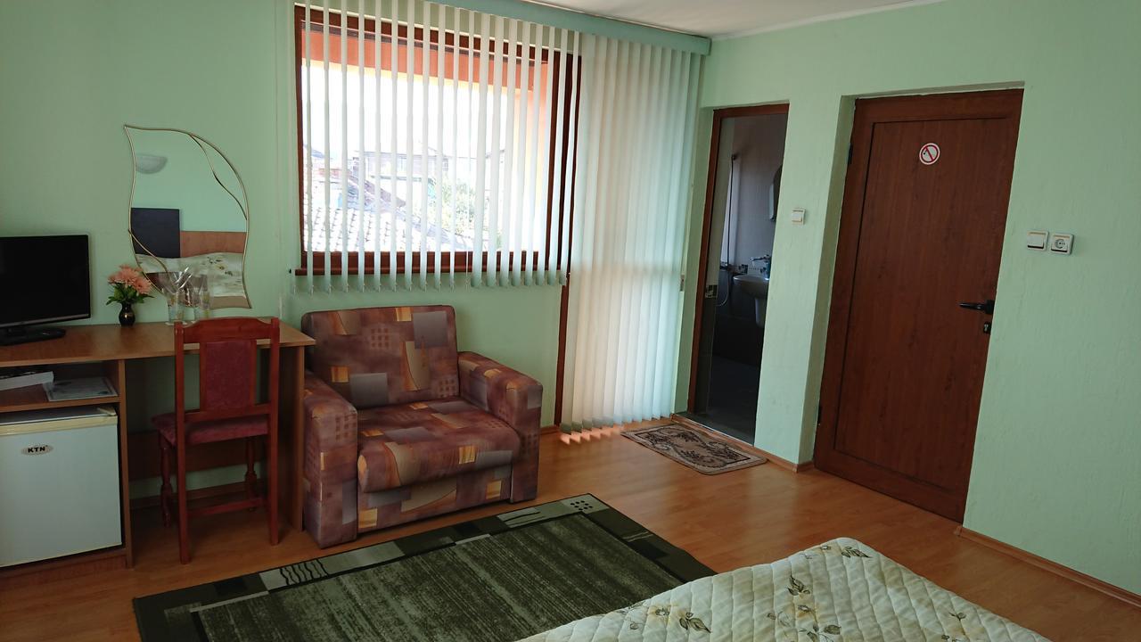 Family Hotel Dalia Velingrad Extérieur photo